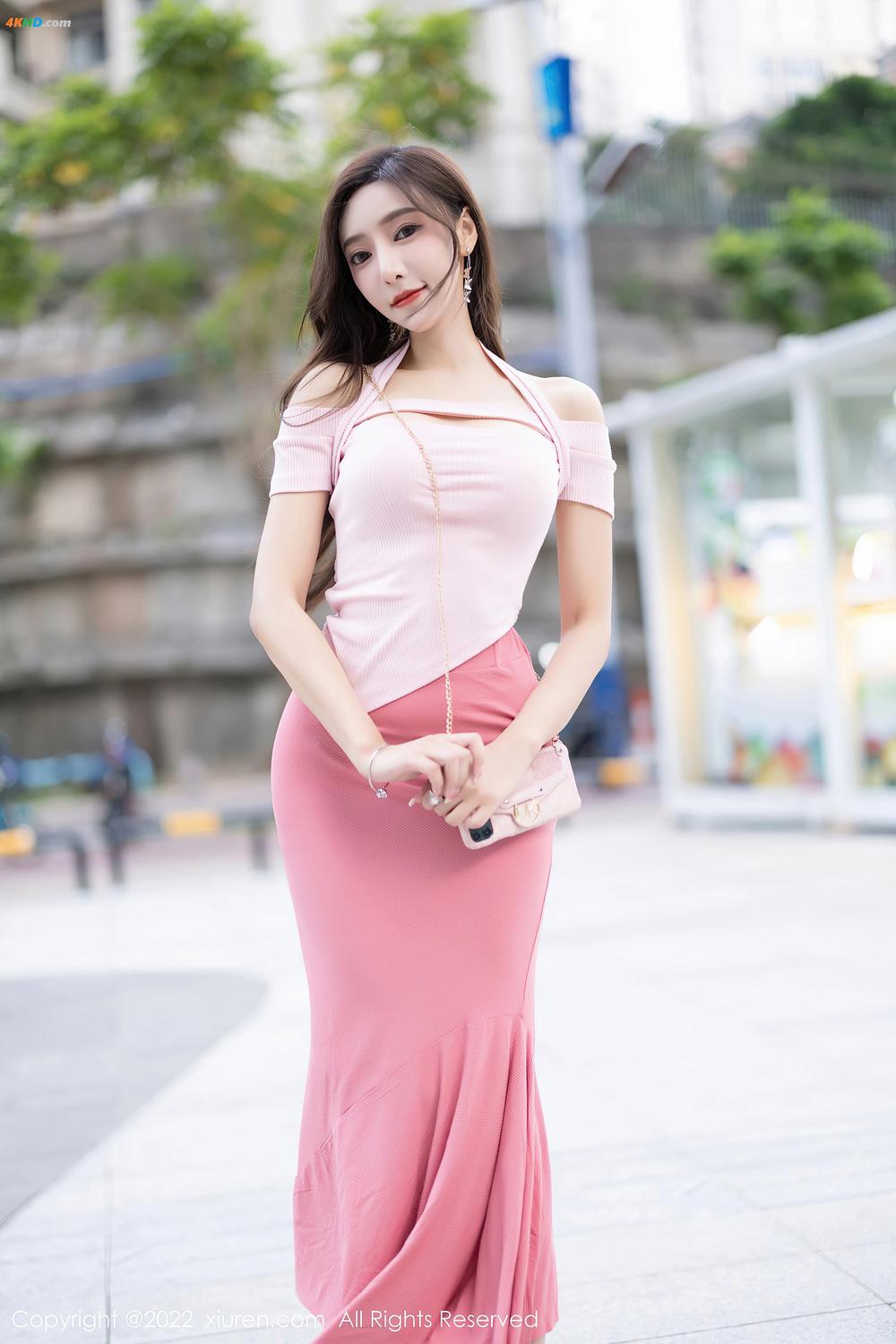 《XIUREN No.5601 Yanni – Wang Xin Yao (王馨瑶)[352MB-79photos]》图集预览