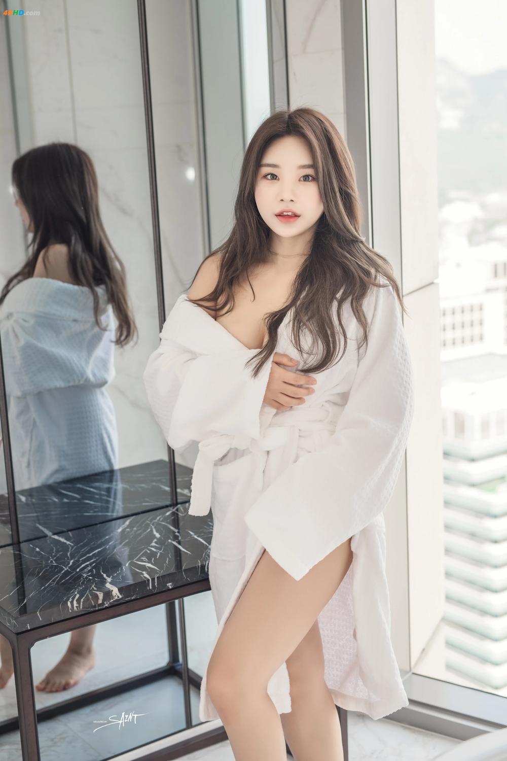 《white_zz10[191MB-60photos]》图集预览