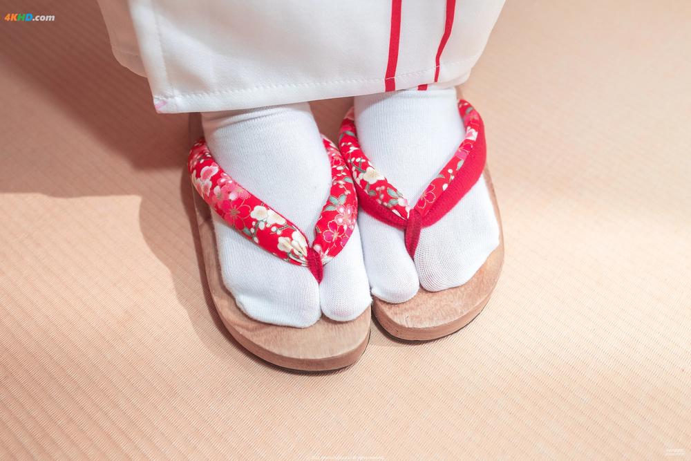 《[PhotoChips] VOL113 Aram[282MB-122photos]》图集预览