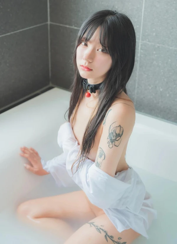 Pure Media Vol.101 – Hizzy (히지)[786MB-101photos]