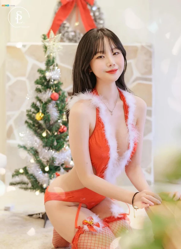 SAINT Photolife – Yuna (유나) – Vol.24 Merry Yuna’s Xmas[402MB-65photos]
