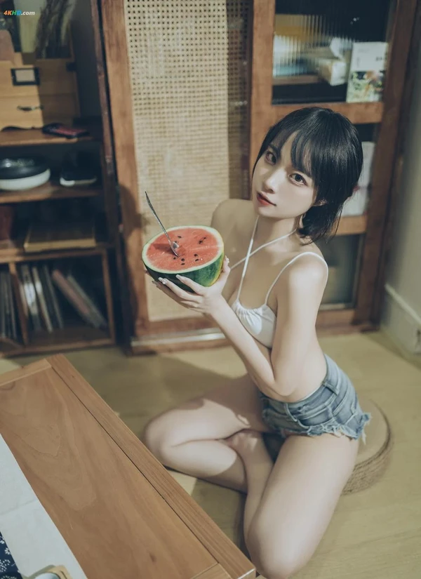 二佐 – 夏日甜蜜[1028MB-50photos]