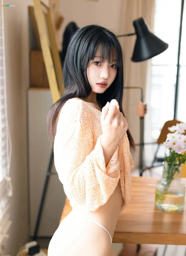 柒柒要乖哦 – 半糖下午茶[166MB-30photos]