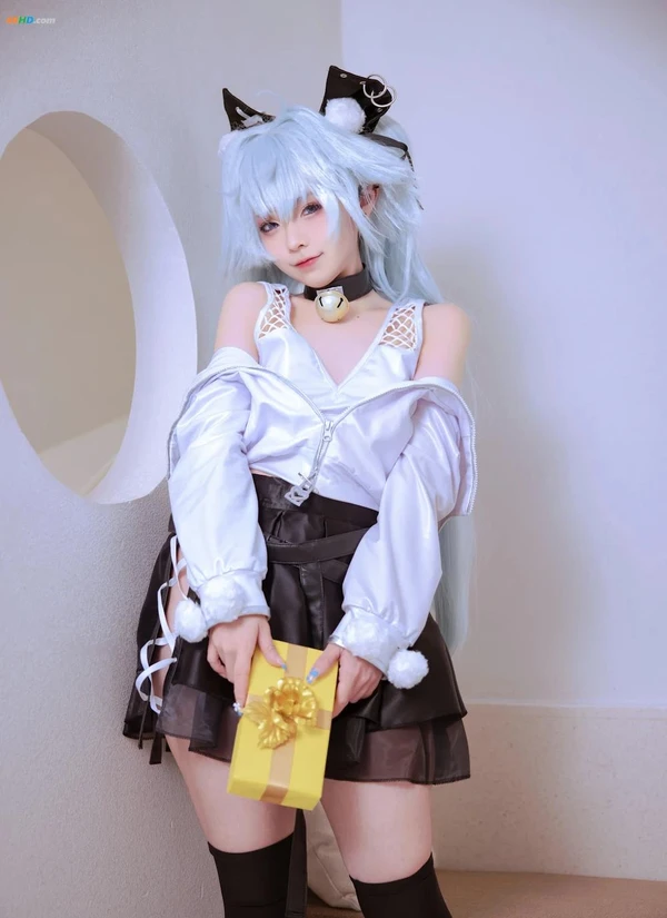 G44不会受伤 Vol.095 芙洛伦白情[237MB-20photos]