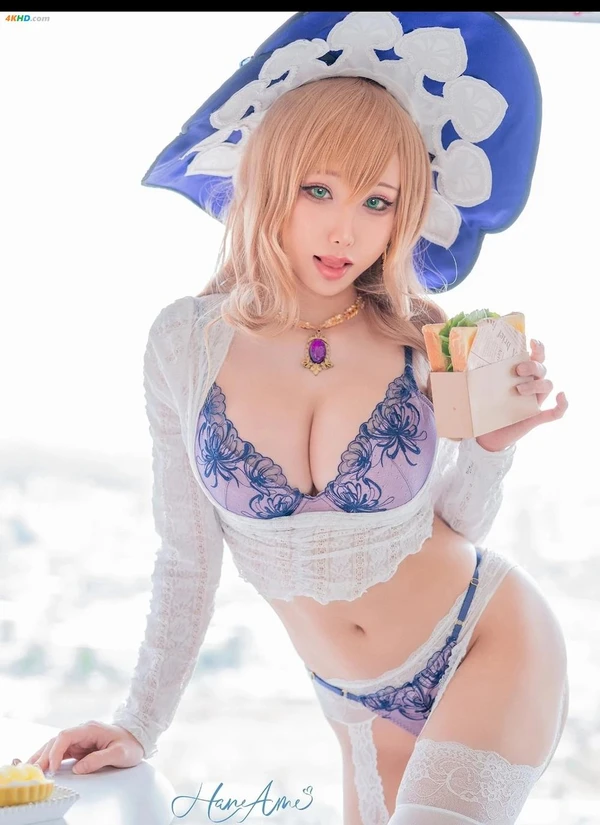 HaneAme – Lisa sweater (genshin impact)[12MB-26photos]