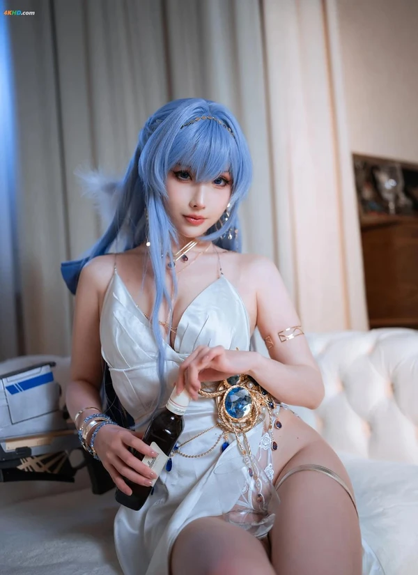 rioko凉凉子 – Helm[430MB-48photos]