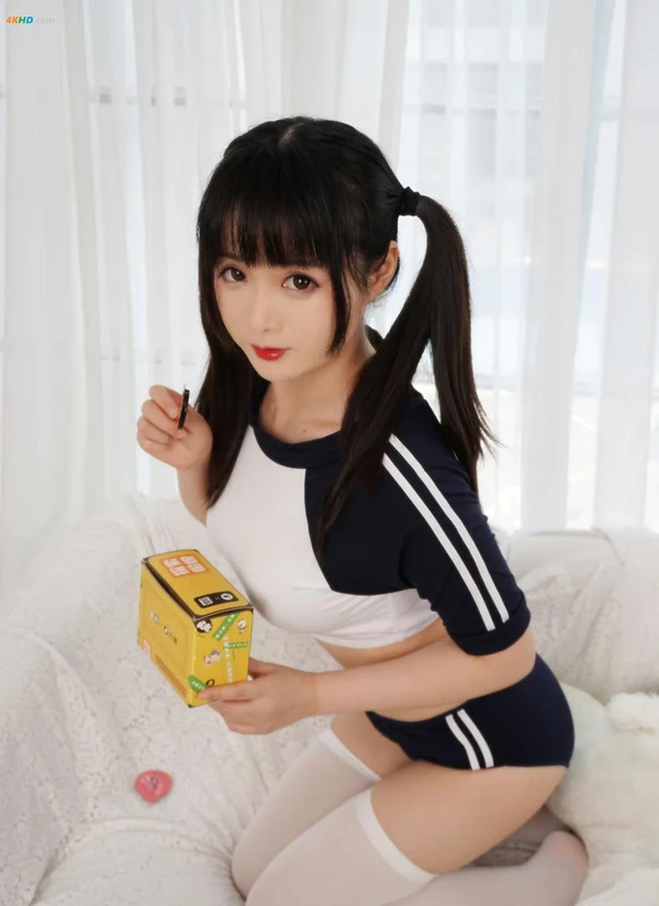 七海抹茶酱 – 弹幕盒[82MB-23photos]