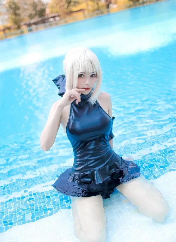 Kitkat Cosplay 9 – Saber Alter Swimsuit(22MB)(29photos)