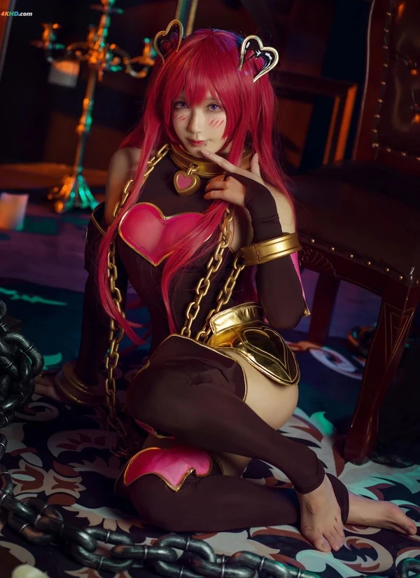 Abaoyeshitunia – Kuuka(73MB)(26photos)