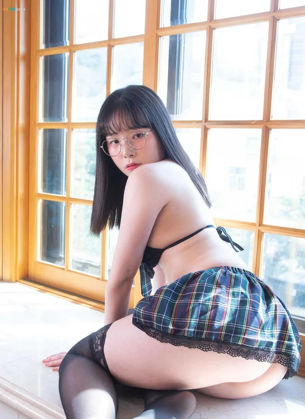 [LEEHEE EXPRESS] LEHF-075 Pia[118MB-51photos]
