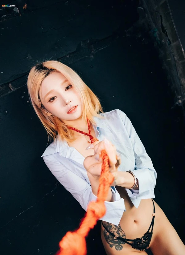 [Loozy] Taeri – Enslave – part 01[512MB-38photos]