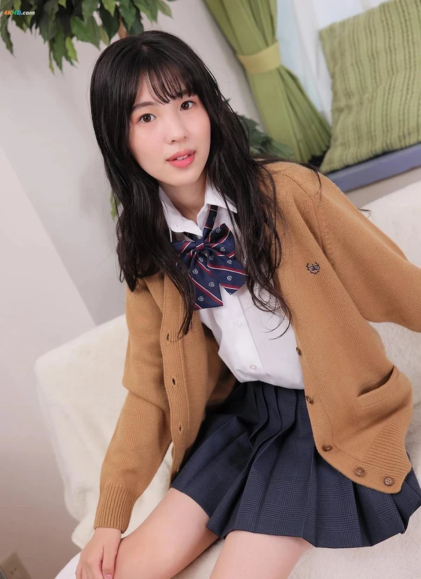 [Minisuka.tv] Ami Manabe 眞辺あみ – Regular Gallery 2.1[35MB-35photos]