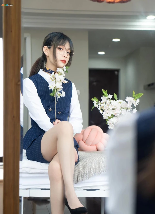 梨瑾瑾 NO.002 – 乘务员[173MB-20photos]