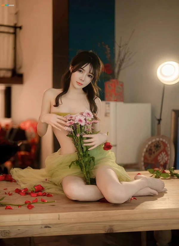 XIUREN No.5875 婠婠么[267MB-86photos]