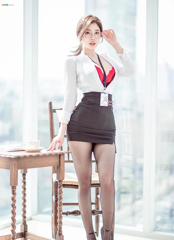 Yebin (전예빈) – office[315MB-61photos]