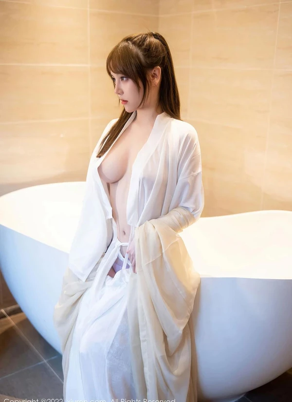 XIUREN No.5653 Dou Ban Jiang (豆瓣酱)[346MB-78photos]