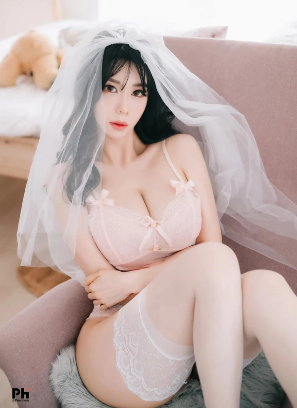 [Paranhosu] Sia_S22 Photo Book Vol.7 Pink Muhly[377MB-60photos]