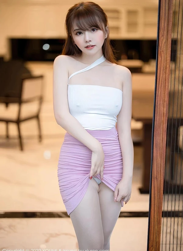 YouMi Vol.872 Zhang Si Yun (张思允Nice)[221MB-71photos]