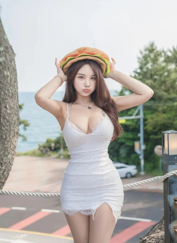 SAINT Photolife – Zzyuri (쮸리) – Jezzyuri[400MB-66photos]